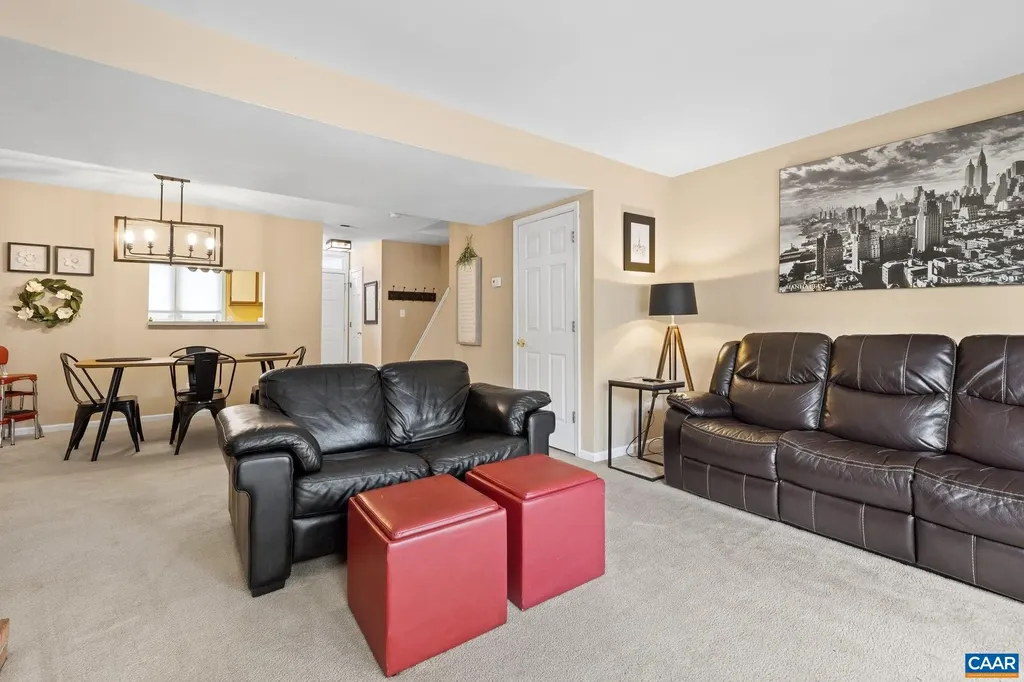 1638 Garden Court Charlottesville VA 22901