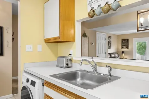 1638 Garden Court Charlottesville VA 22901