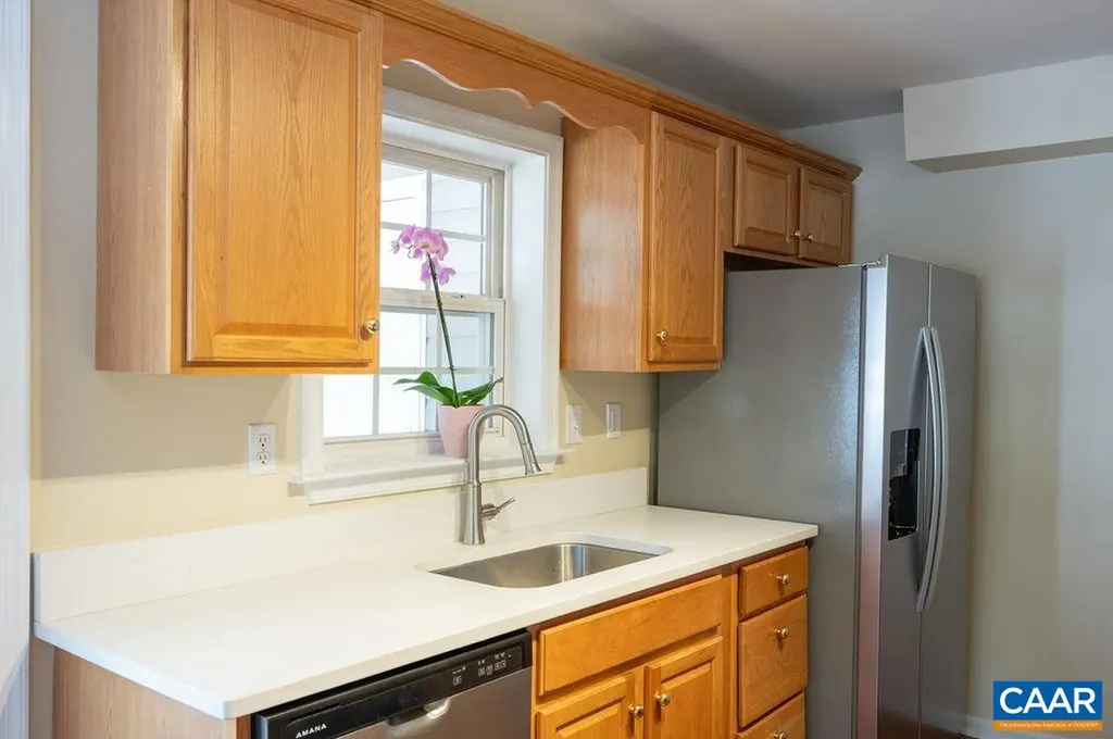 121 Sundrops Court Charlottesville VA 22902