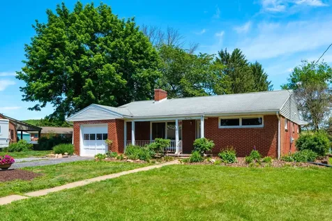 305 High Street Bridgewater VA 22812