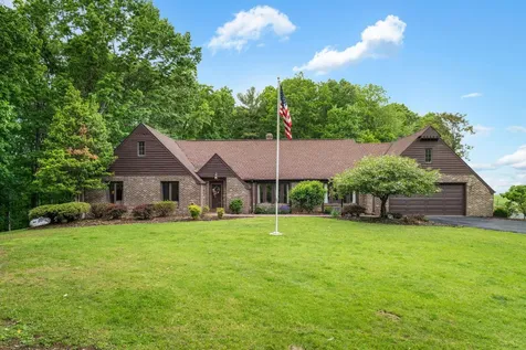 30 Scenic View Drive Swoope VA 24479