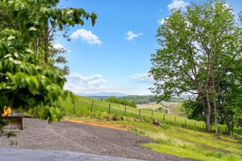 30 Scenic View Drive Swoope VA 24479