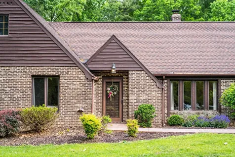 30 Scenic View Drive Swoope VA 24479