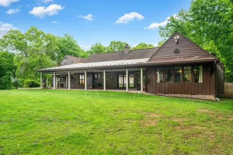 30 Scenic View Drive Swoope VA 24479
