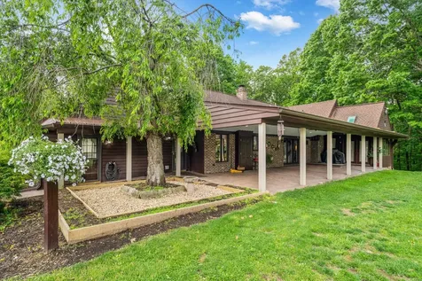 30 Scenic View Drive Swoope VA 24479