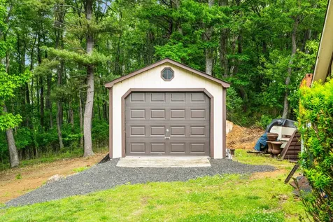 30 Scenic View Drive Swoope VA 24479