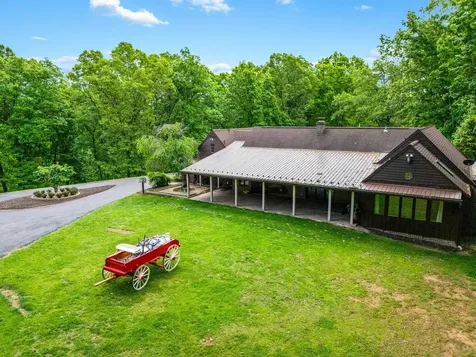 30 Scenic View Drive Swoope VA 24479