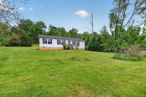 16229 North Mountain Road Broadway VA 22815