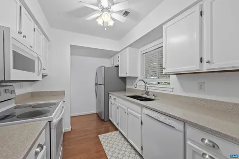 1250 Maple View Drive Charlottesville VA 22902