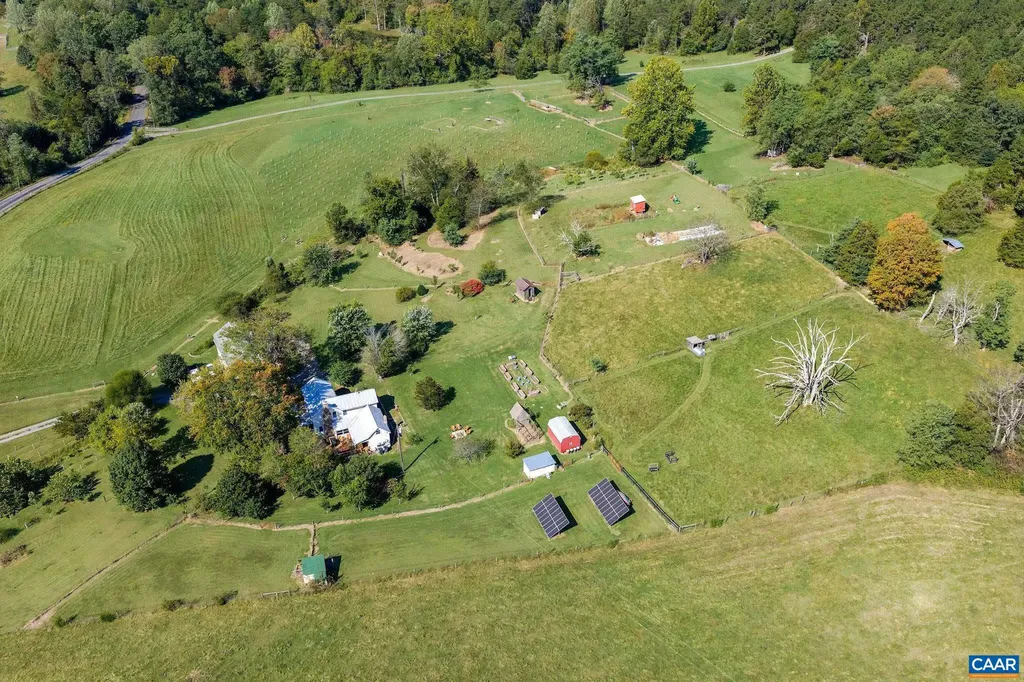 2044 & 2046 Simmons Gap Road Dyke VA 22935
