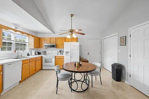 1005 D Street Waynesboro VA 22980