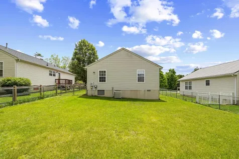 1005 D Street Waynesboro VA 22980