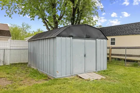 1005 D Street Waynesboro VA 22980
