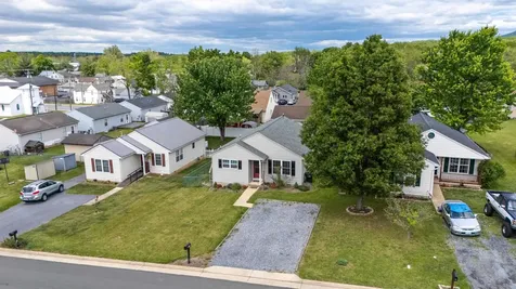 1005 D Street Waynesboro VA 22980