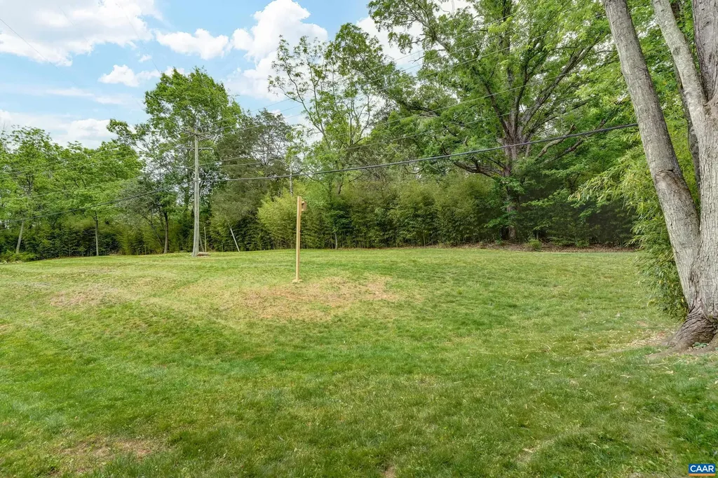 587 Southampton Court Charlottesville VA 22901