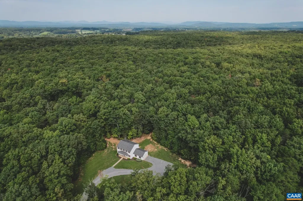 6414 Jefferson Mill Road Scottsville VA 24590