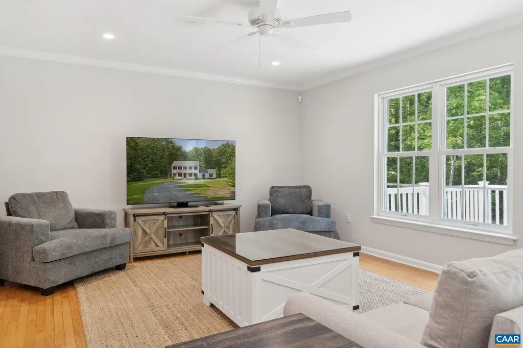 6414 Jefferson Mill Road Scottsville VA 24590