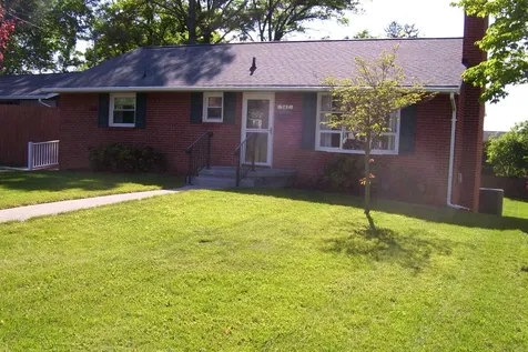 347 Monticello Avenue Harrisonburg VA 22801