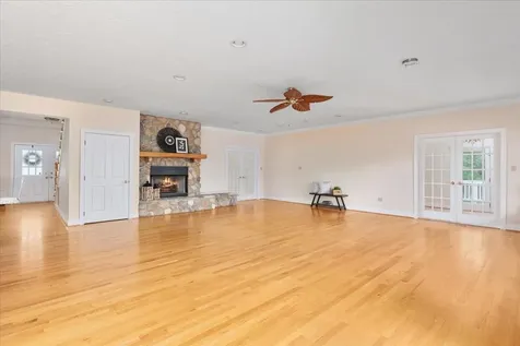 1050 Almond Drive Luray VA 22835