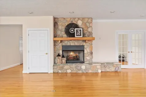 1050 Almond Drive Luray VA 22835