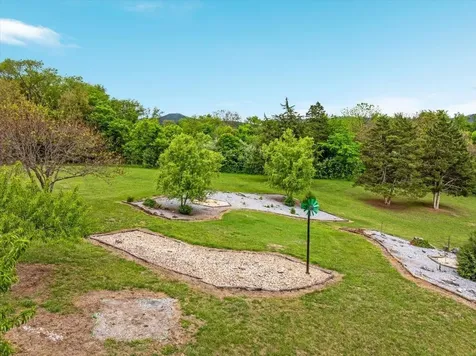 1050 Almond Drive Luray VA 22835