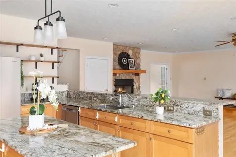 1050 Almond Drive Luray VA 22835