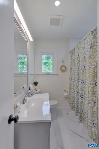 4362 Ivy Road Charlottesville VA 22903