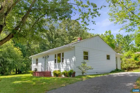 4362 Ivy Road Charlottesville VA 22903