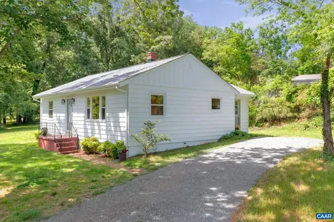 4362 Ivy Road Charlottesville VA 22903