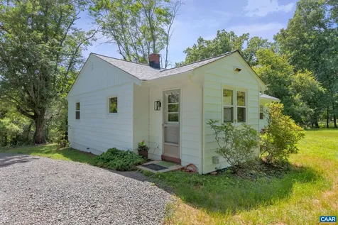 4362 Ivy Road Charlottesville VA 22903