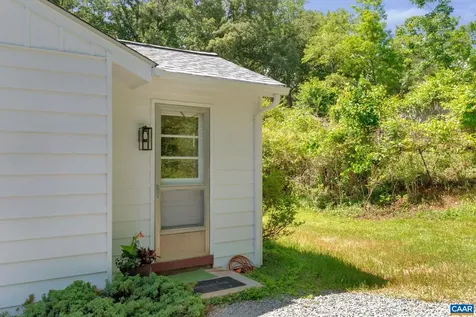 4362 Ivy Road Charlottesville VA 22903