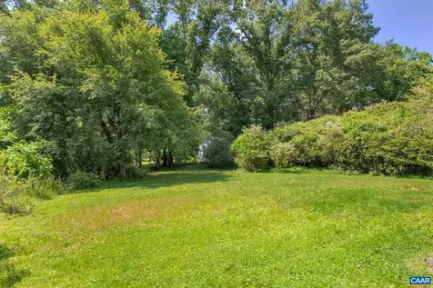 4362 Ivy Road Charlottesville VA 22903