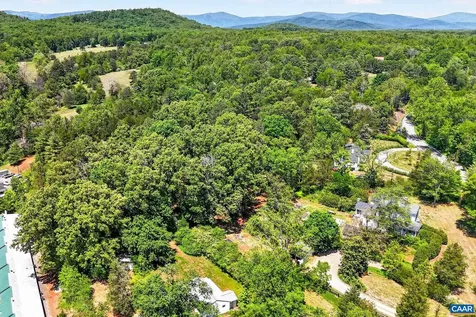 4362 Ivy Road Charlottesville VA 22903