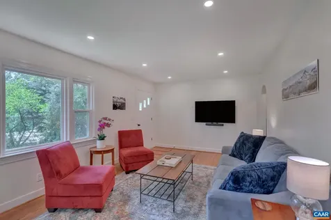 4362 Ivy Road Charlottesville VA 22903