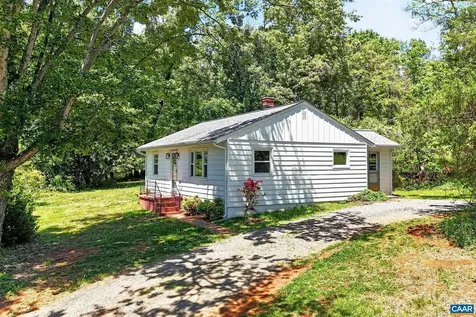 4362 Ivy Road Charlottesville VA 22903
