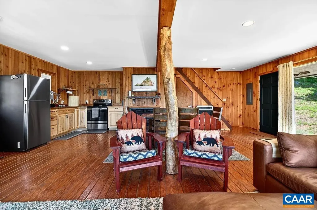 1494 Spruce Creek Lane Nellysford VA 22958
