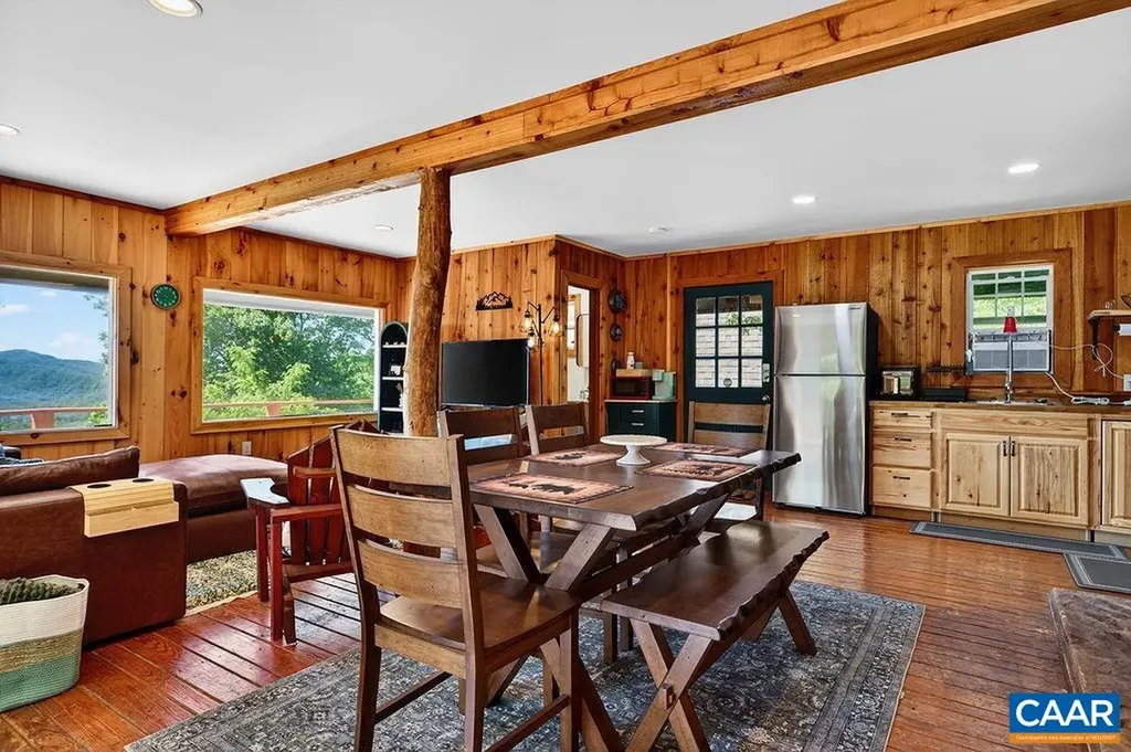 1494 Spruce Creek Lane Nellysford VA 22958