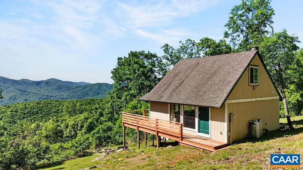 1494 Spruce Creek Lane Nellysford VA 22958