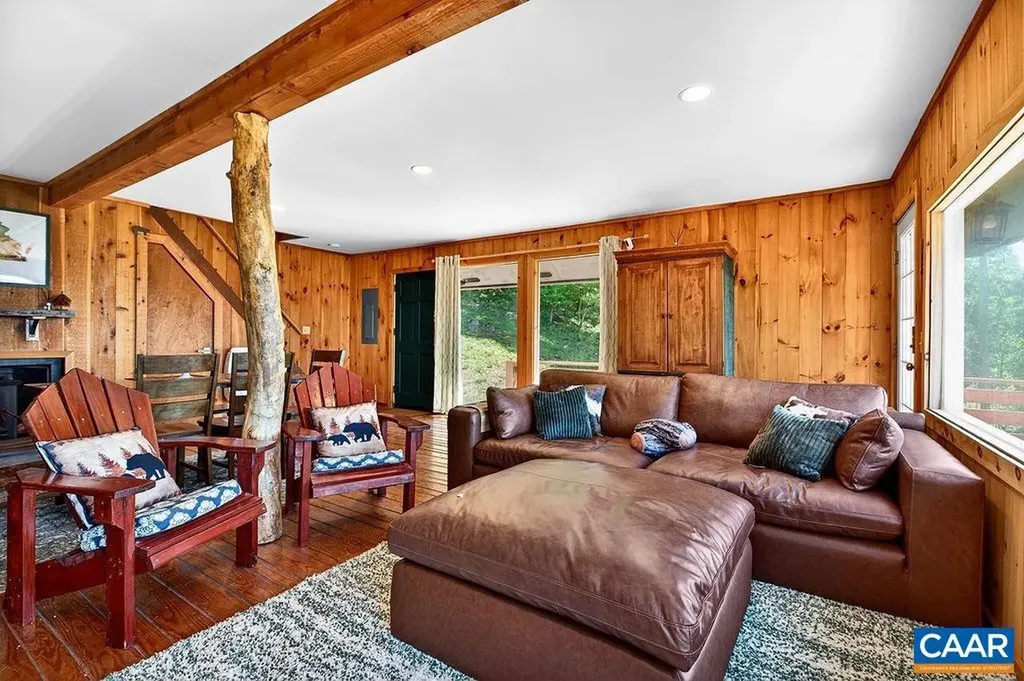 1494 Spruce Creek Lane Nellysford VA 22958