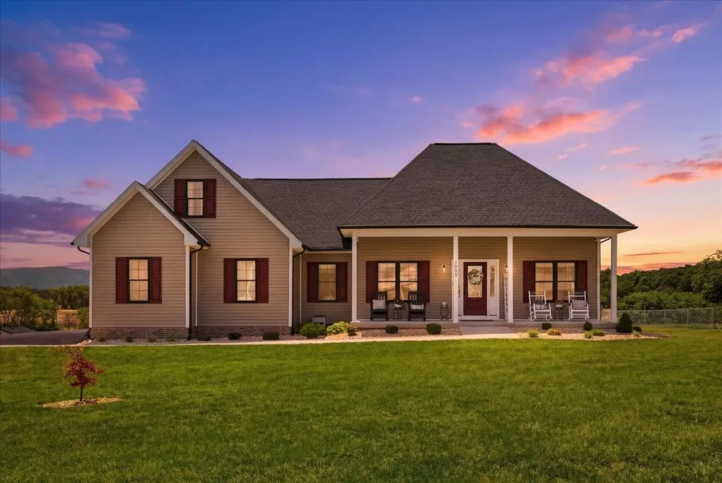 1003 Ladd Road Waynesboro VA 22980