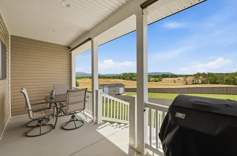 1003 Ladd Road Waynesboro VA 22980