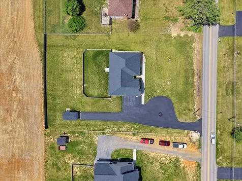 1003 Ladd Road Waynesboro VA 22980