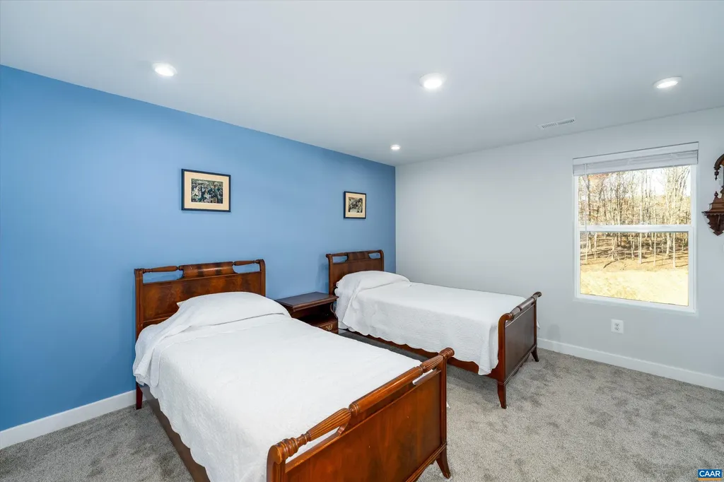 93 Archer Drive Palmyra VA 22963
