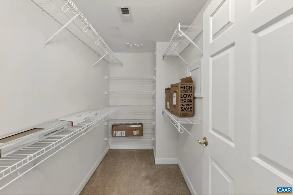 1270 Chatham Ridge Charlottesville VA 22901