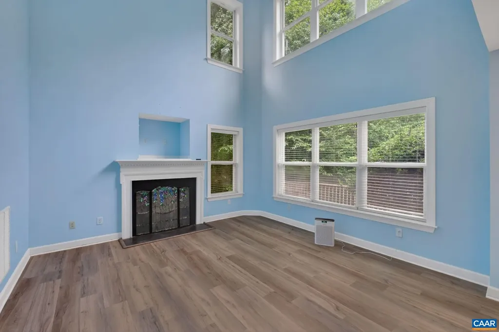 1270 Chatham Ridge Charlottesville VA 22901