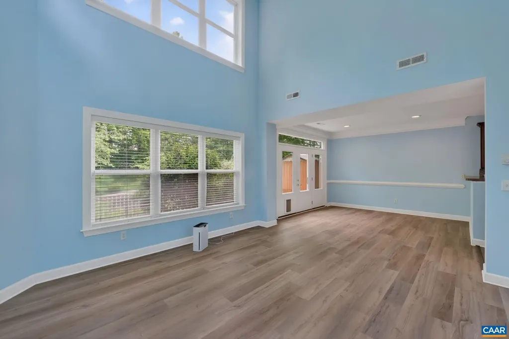 1270 Chatham Ridge Charlottesville VA 22901