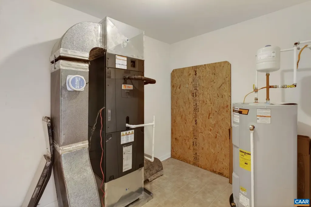 1270 Chatham Ridge Charlottesville VA 22901