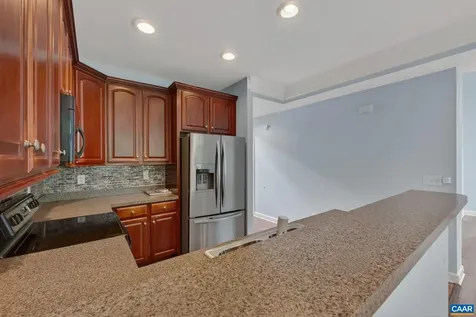1270 Chatham Ridge Charlottesville VA 22901