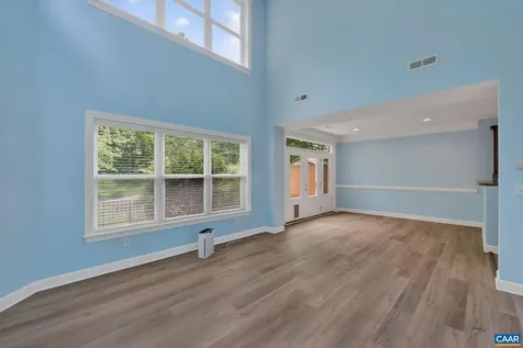 1270 Chatham Ridge Charlottesville VA 22901