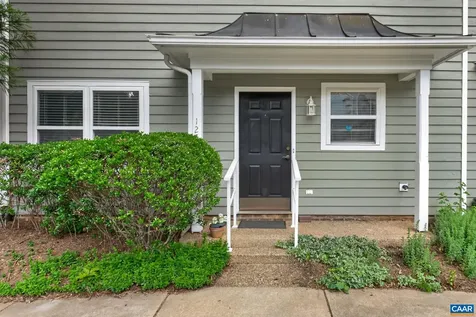 1270 Chatham Ridge Charlottesville VA 22901
